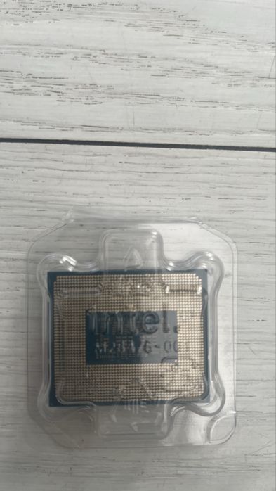 Процесcор Intel Core i7-12700KF