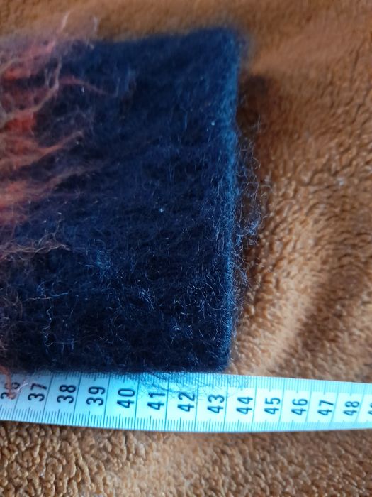 Sweter włochaty damski M