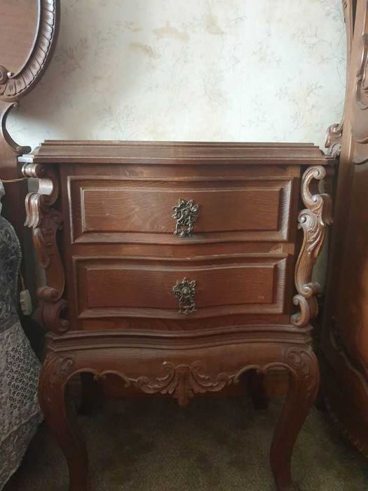 Quarto com mais de 40 anos em muito bom estado