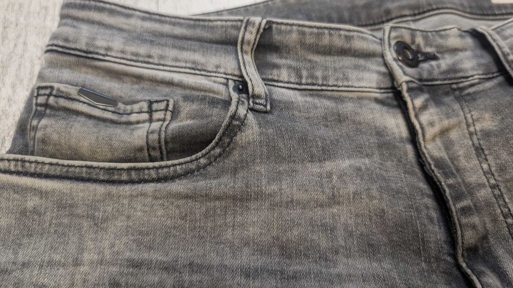 Spodnie męskie jeansowe Cross Jeans by Denim rozmiar 30/30 szare
