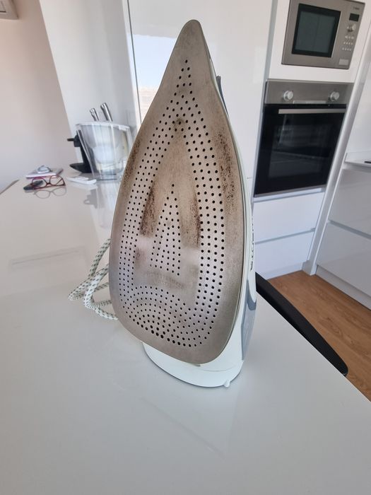 Ferro Rowenta em ótimo estado