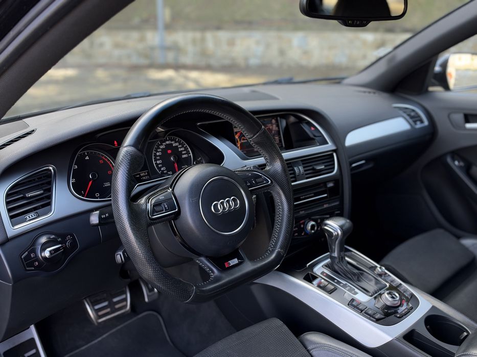 Audi A4 2.0 TDI S-LINE “ LOOK RS4 “