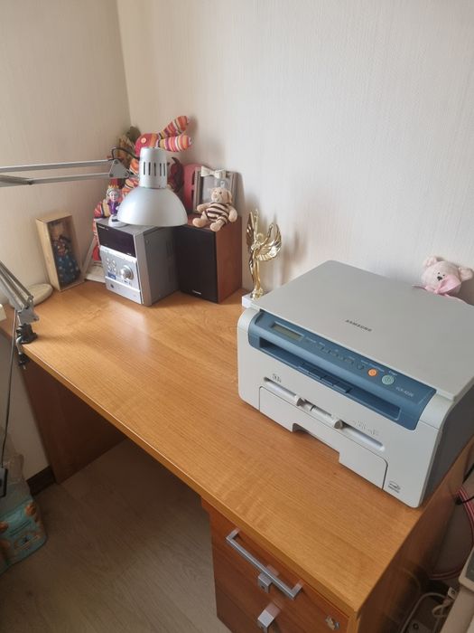 Продам письменный стол