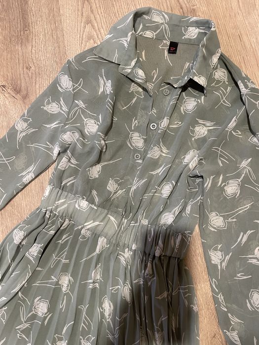 Жіноче вечірнє плаття