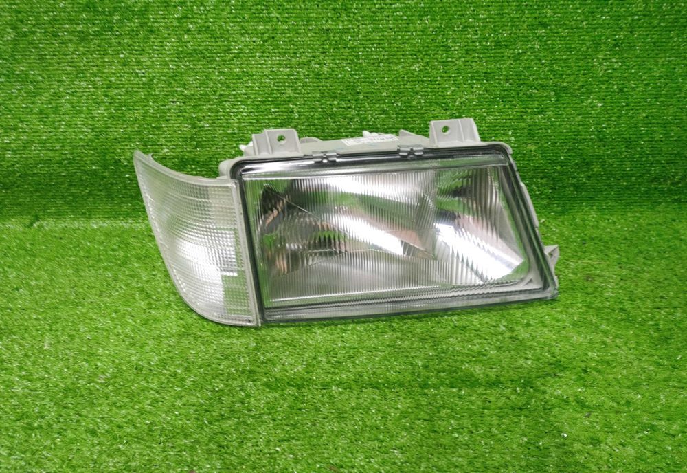 Reflektor Prawy Lampa Prawa Migacz Mercedes Sprinter W901