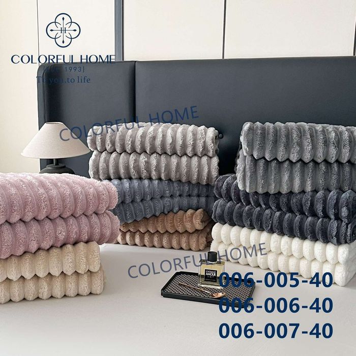 Велюрові пледи-шарпеї