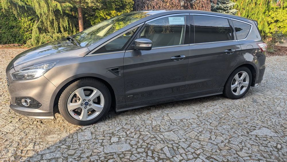 Ford S-Max