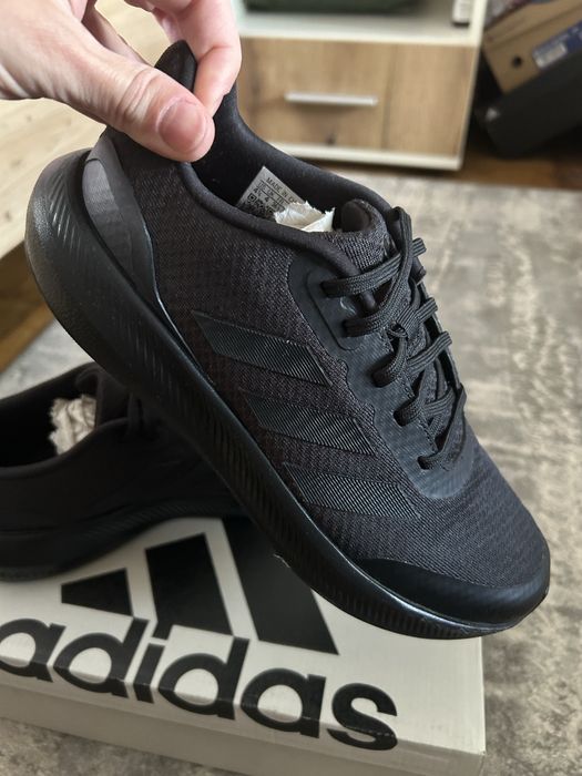 Кроссовки Adidas