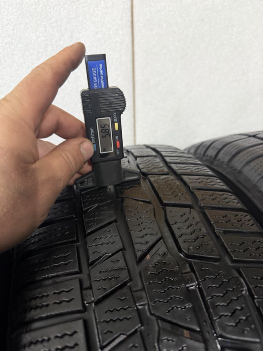 Резина зимова  Continental 215.60 R16 95V