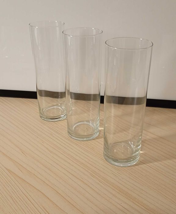 Wysokie, chude szklanki do napojów, 3 szt. 250 ml.
