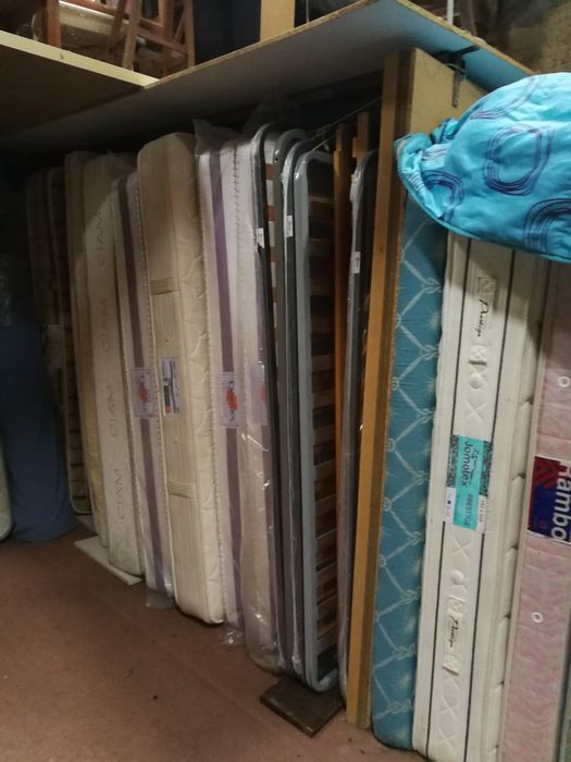 Camas deversas madeira