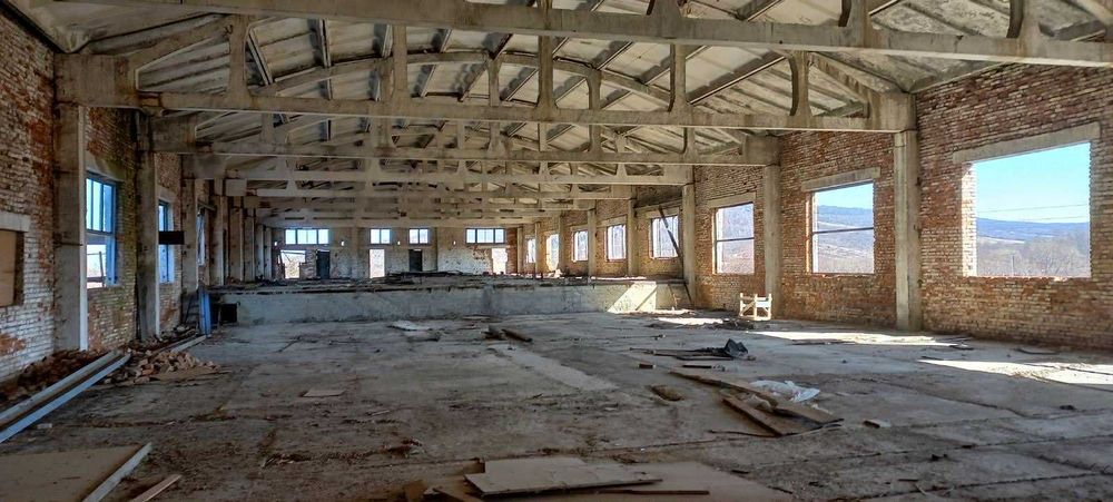 Продаж виробничо-складських приміщеннь. Лісоцех. м.Добромиль.