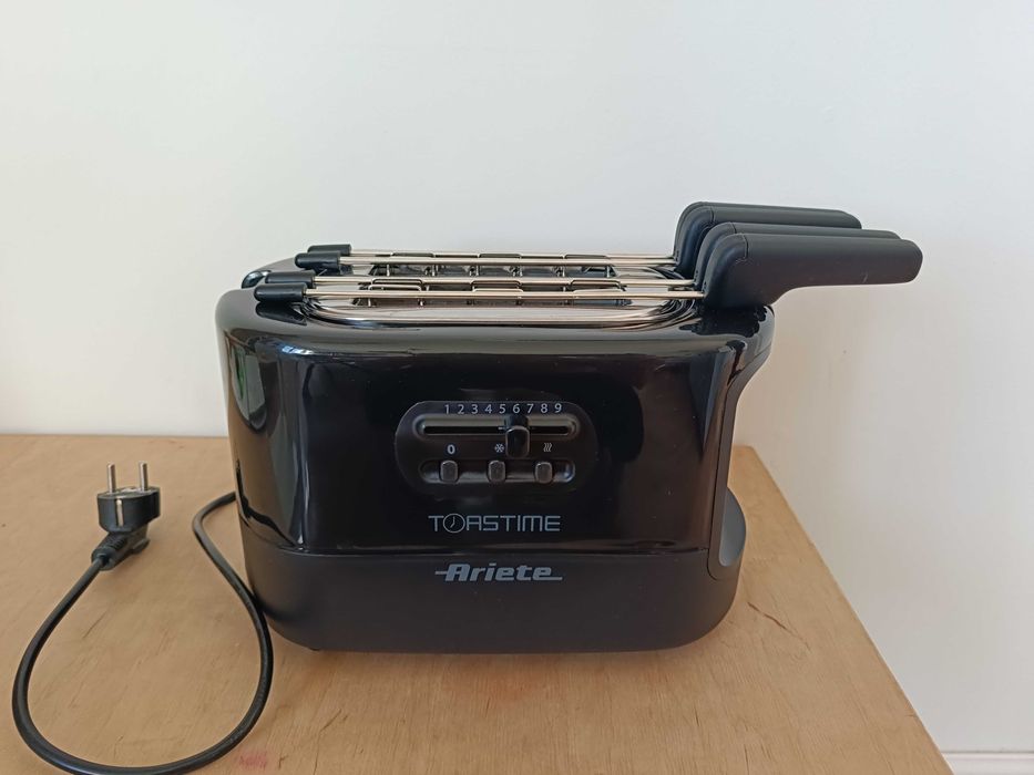 Toster z funkcją rozmrażania