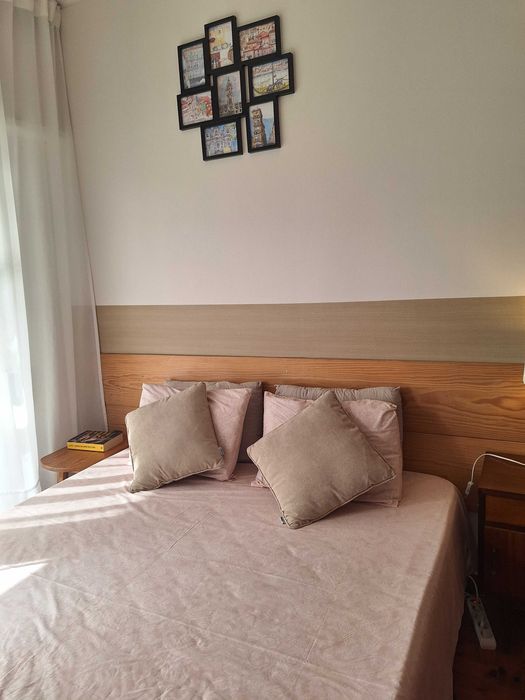 Quarto mobilado (T2+1)