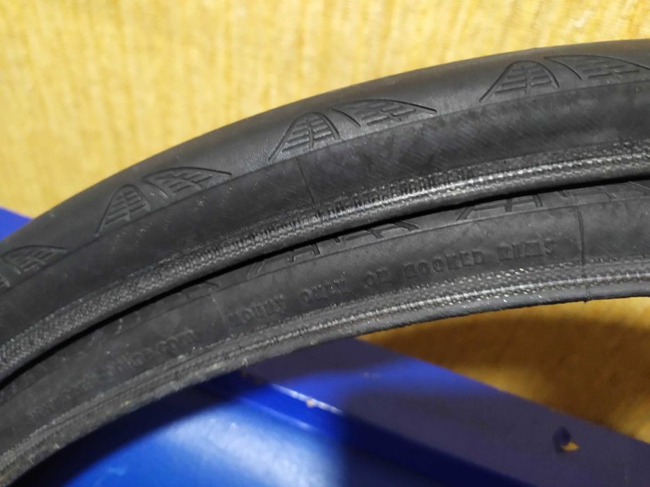 Покришка 28, Continental Grand Prix 4000 S II, 23с