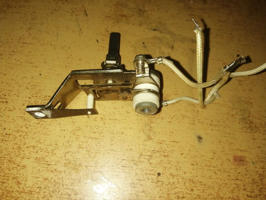 Универсальный термостат (регулятор температуры) для утюга