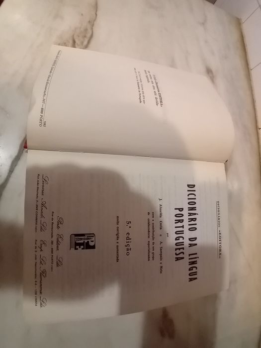Dicionário da Língua Portuguesa Antigo