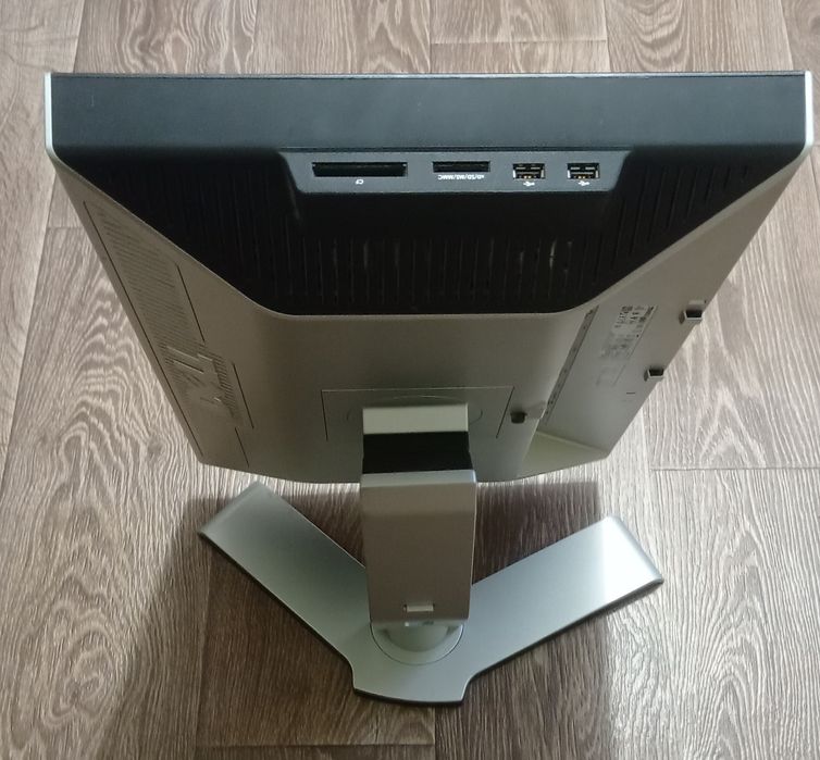 Монітор Dell 2408 WFPb, 24" – відмінний стан, з Німеччини