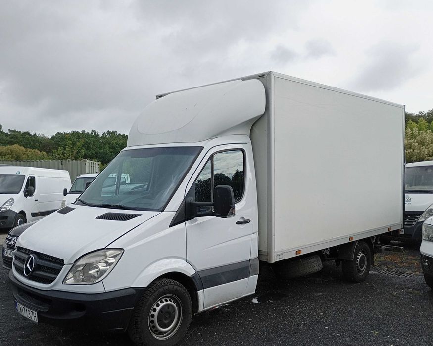 Wynajem Busów/Autolawet/Plandeka/Lawet dopinanych/Kontener+Winda/Dodge Ram - 3,5t HAK