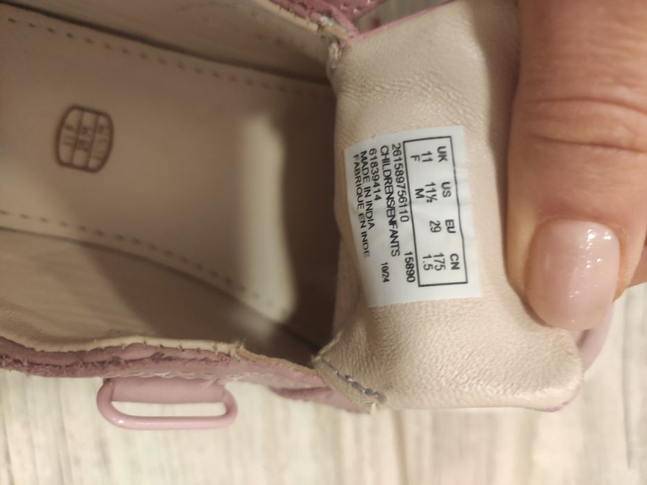 Черевички на дівчинку Clarks 29 розмір