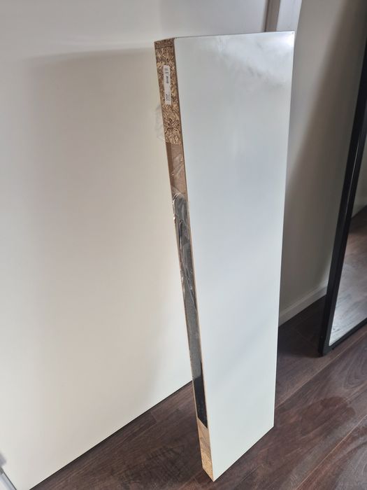 Prateleiras IKEA Lack