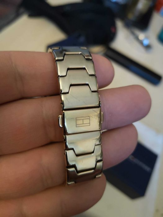 Zegarek damski Tommy Hilfiger różowe złoto