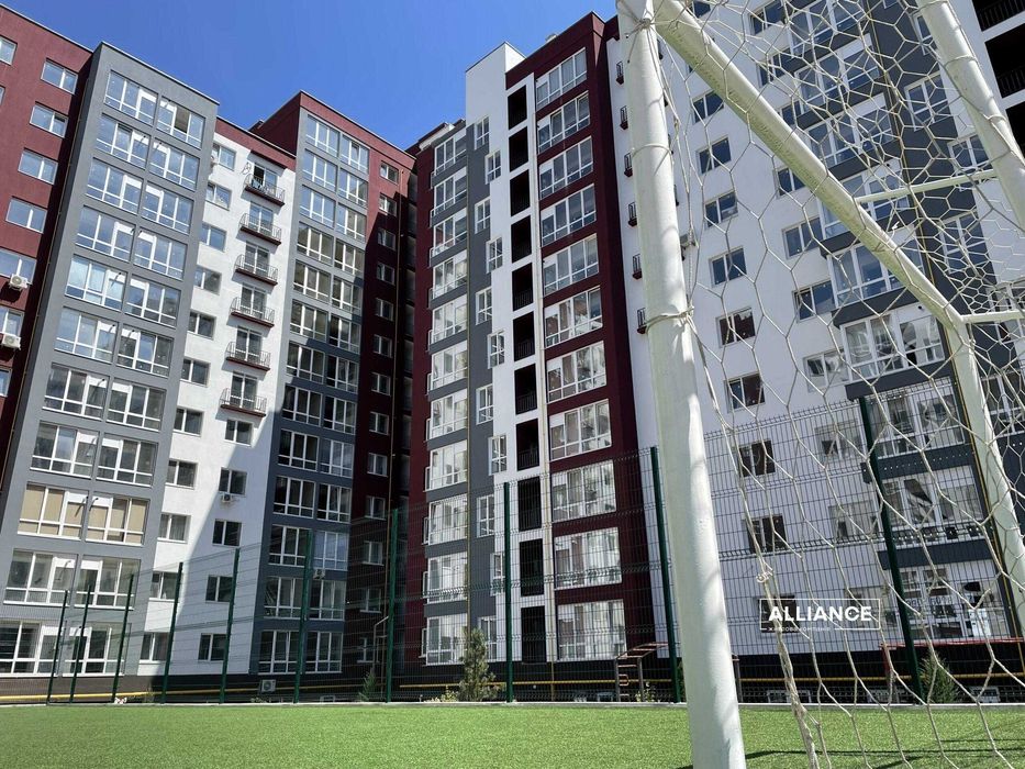 Продам  2  кім .квартиру  в  центрі. - View 3