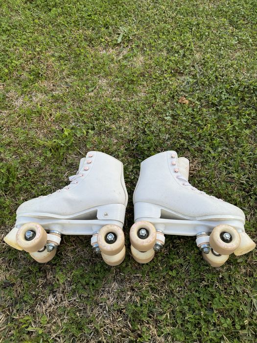 Baixa de preço!! Patins em excelente estado
