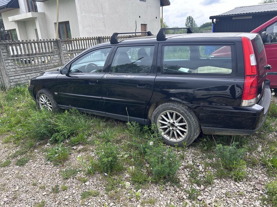 Volvo v70 auto kombi 2005
