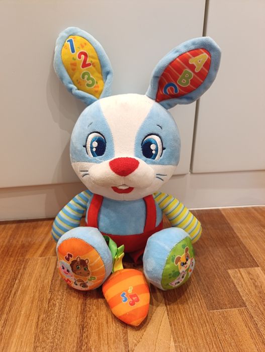 Peluche Clementoni Rafa, o Coelhinho Falante