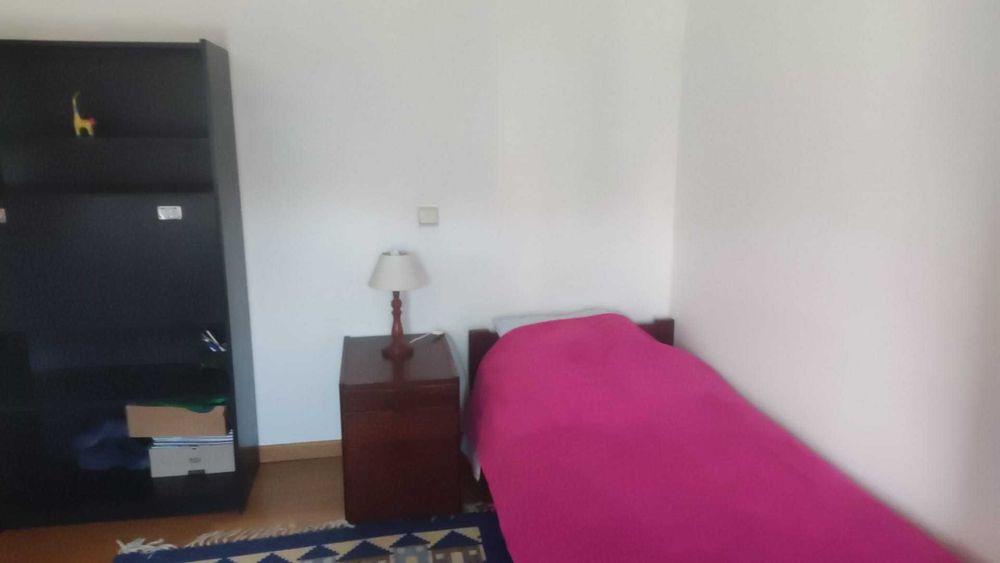 Arrendar um quarto a estudantes