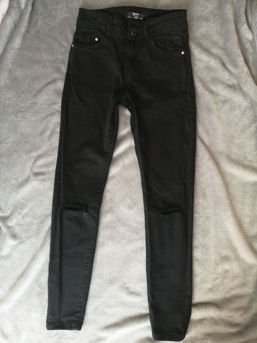 Spodnie jeansy Bershka 32,czarne