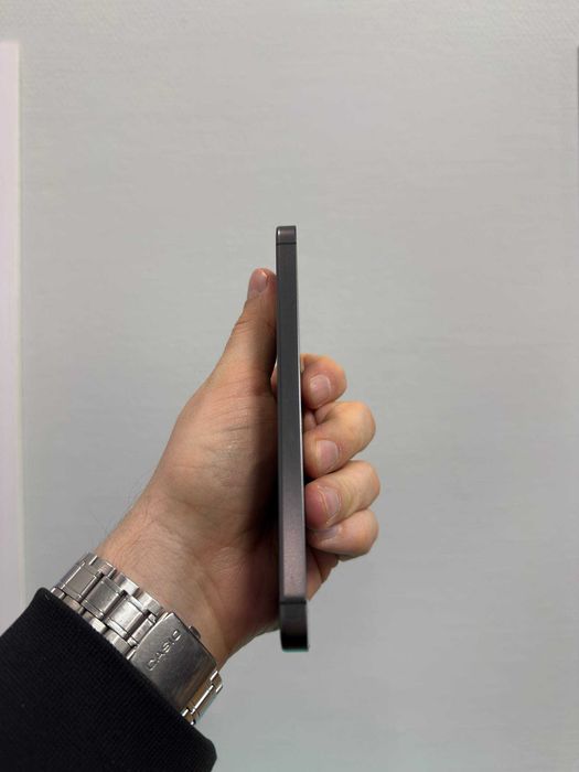 Продам Samsung Galaxy S24 8/128GB Black