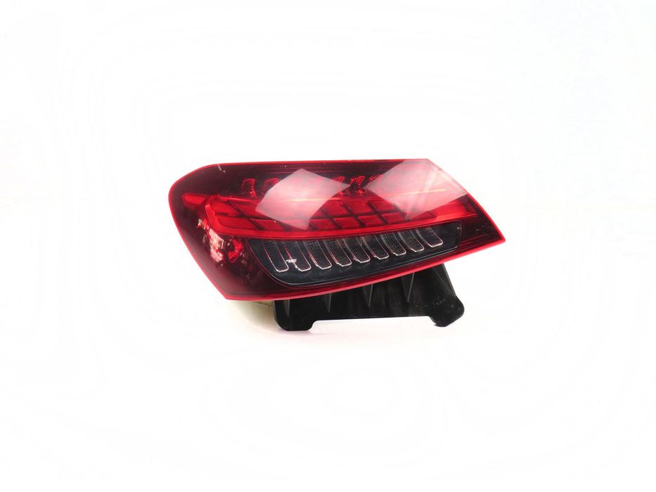 Farolim Led Mercedes-Benz E-Class Ref: A2139065109 2016 - 2026
