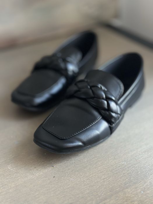 Жіночі лофери чорні