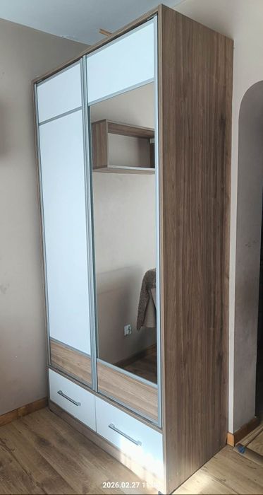 Zestaw mebli szafa komoda regał