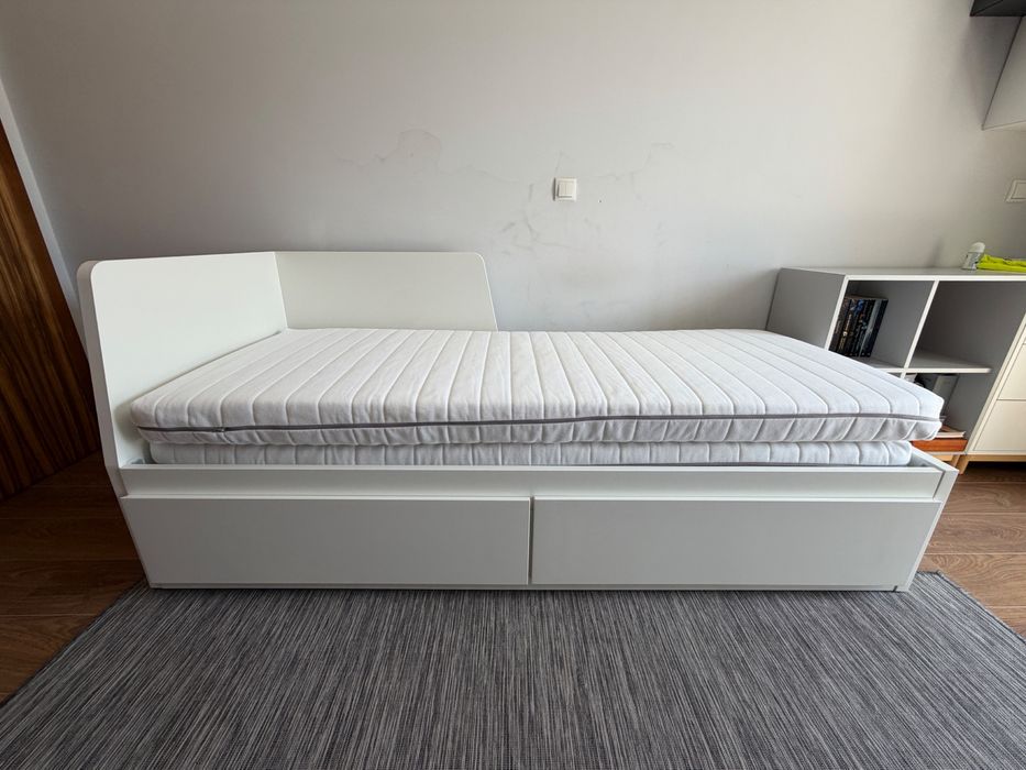 Cama solteiro  e casal  ikea FLEKKE