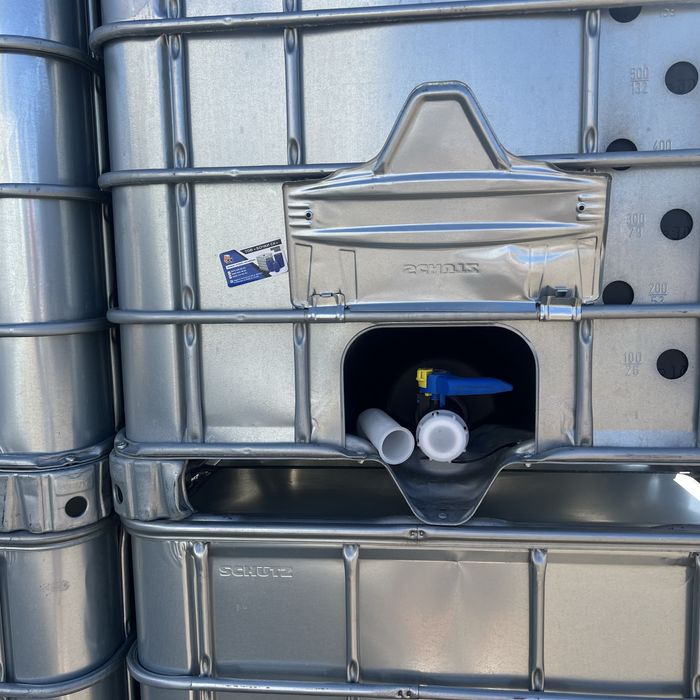 Еврокуби, бочки, нові і вживані