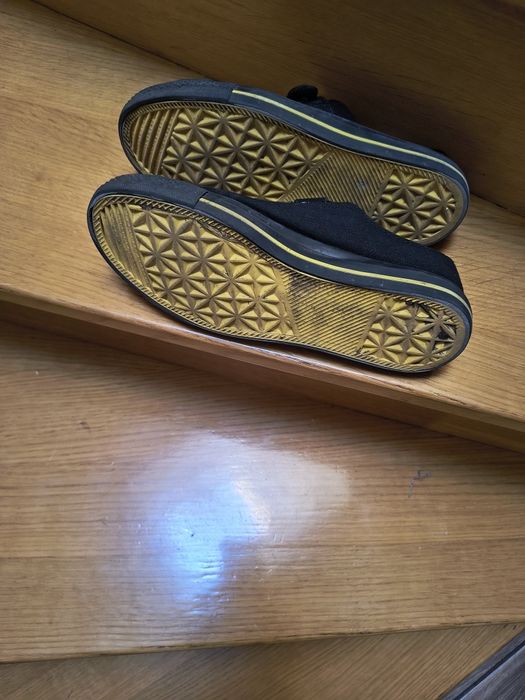 Trampki chłopięce r.36