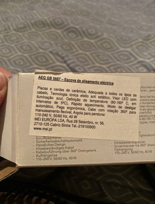 Escova de alisamento AEG
