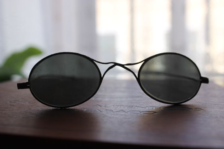 òCulos de sol muito antigos