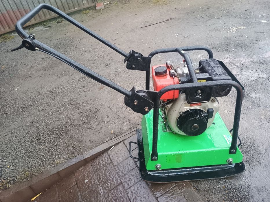 Zageszczarka 125kg Diesel