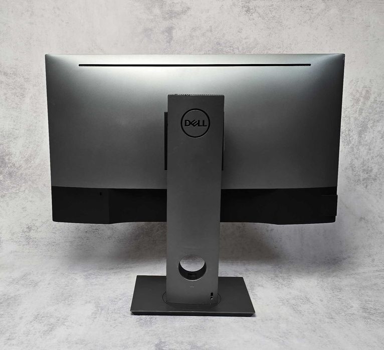 Монітор безрасковий 27" Dell UltraSharp U2717D 2560*1440 QuadHD 16:9 IPS (клас "В") + Гарантія 12 місяців