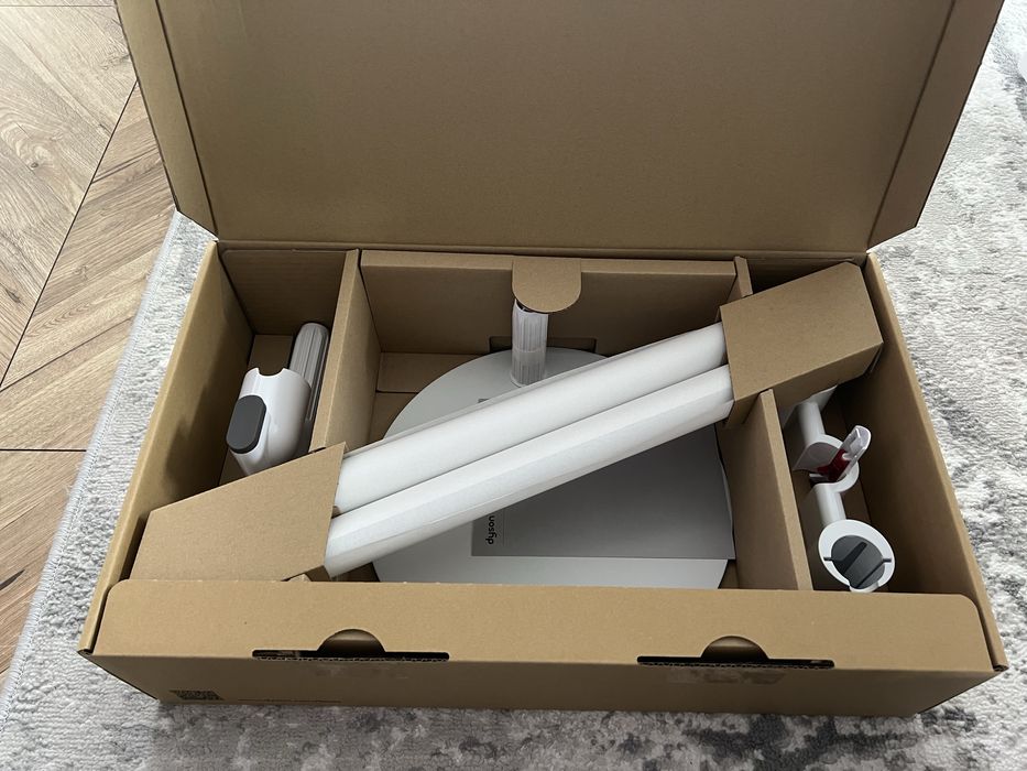 Dyson stacja Floor Dok™ Multi v15