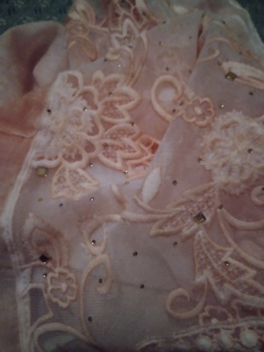 Ажурний жіночий шарфик