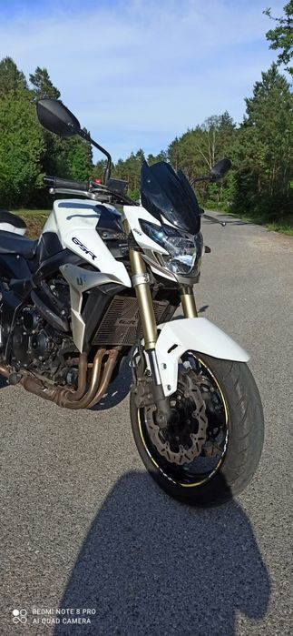 Suzuki GSR 750 2011