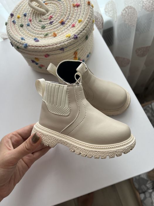 Челсі 23 розмір