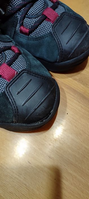 Продам ботинки для трекинга Viking  б/у.