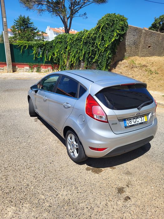 Ford Fiesta — fotografia 8