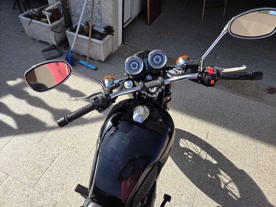Benelli Imperiale 400 – Clássica Moderna | 2019 | 10.700 km